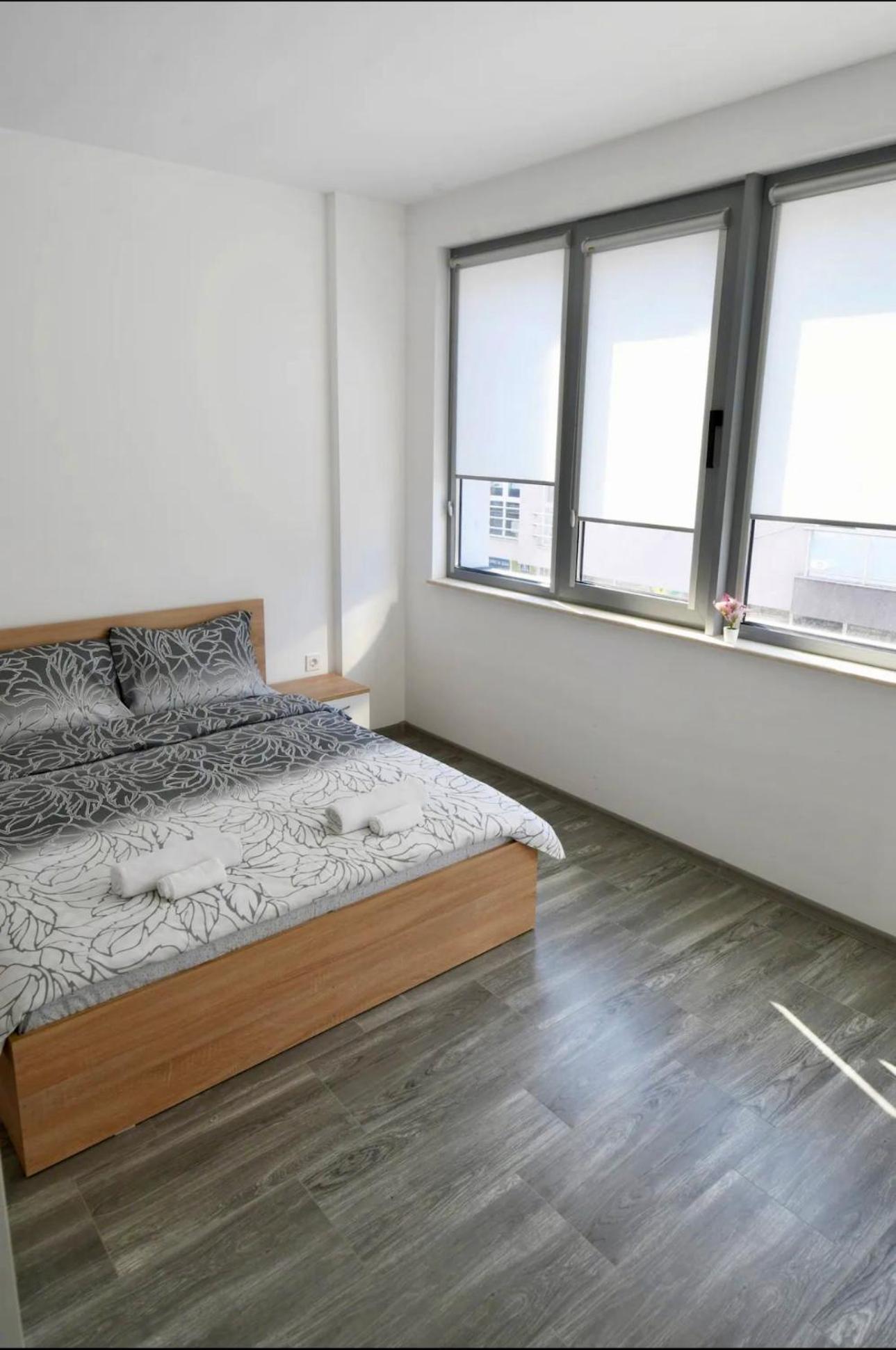 Lazy Loft Apartment โซเฟีย ภายนอก รูปภาพ